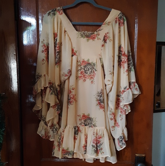 ASOS Dresses & Skirts - Beautiful Floral Ruffle Long Sleeve ASOS Dress